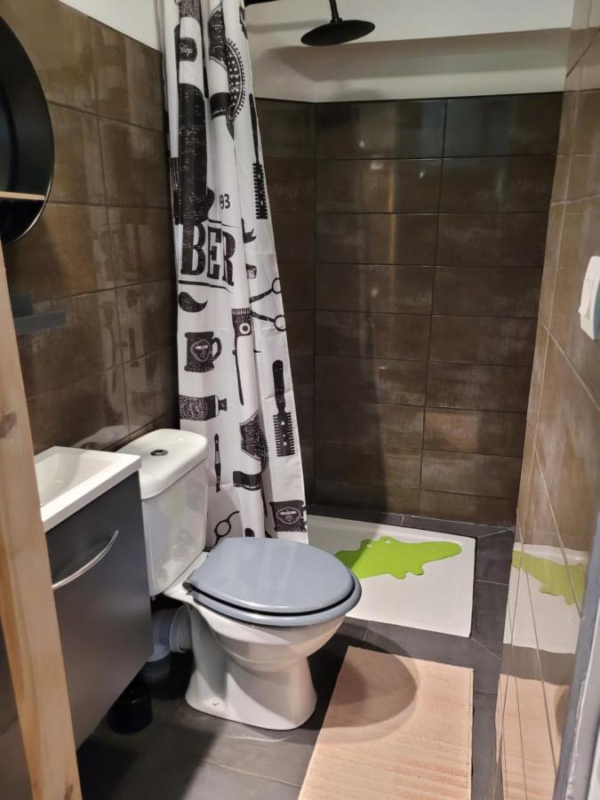 セル La Reyniere Bed & Breakfast エクステリア 写真
