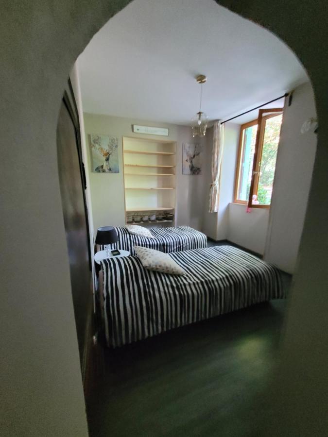 セル La Reyniere Bed & Breakfast エクステリア 写真