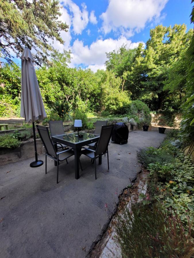 セル La Reyniere Bed & Breakfast エクステリア 写真