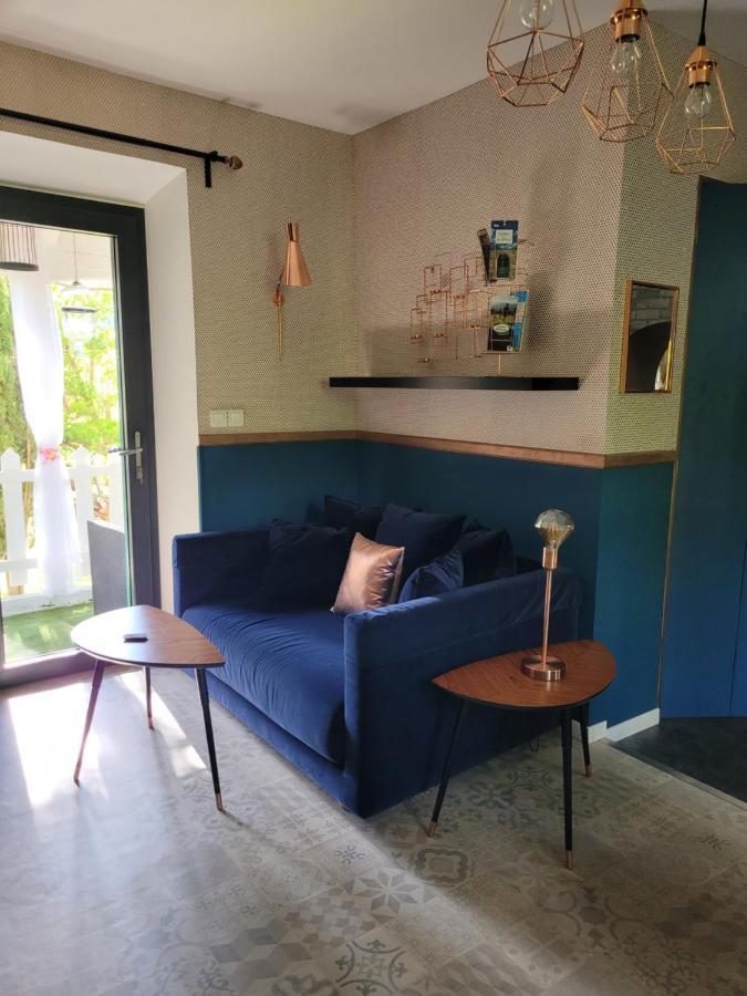 セル La Reyniere Bed & Breakfast エクステリア 写真