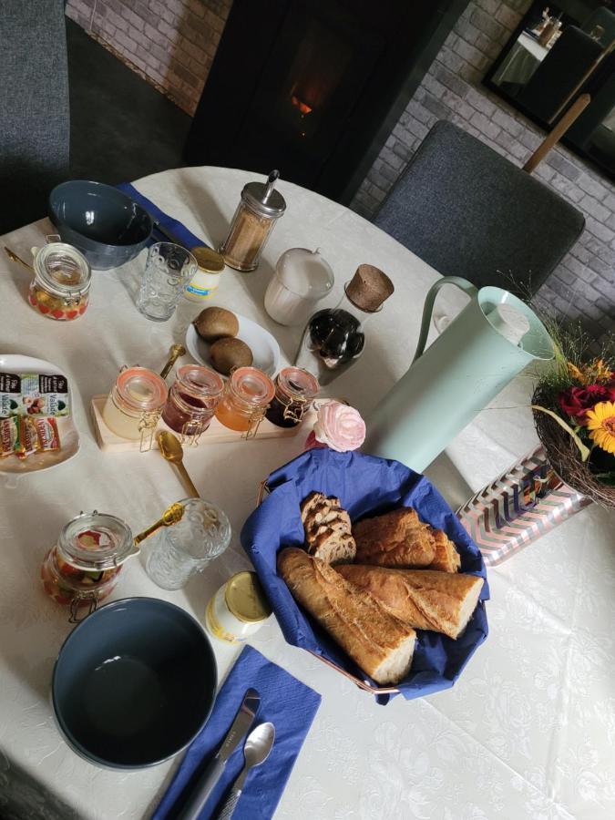 セル La Reyniere Bed & Breakfast エクステリア 写真