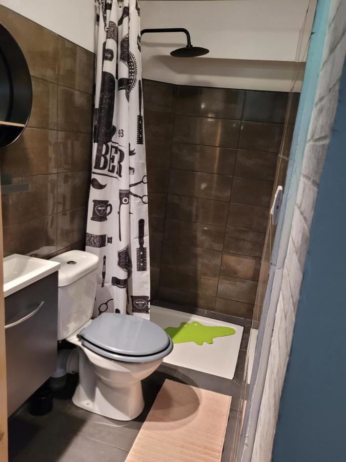 セル La Reyniere Bed & Breakfast エクステリア 写真