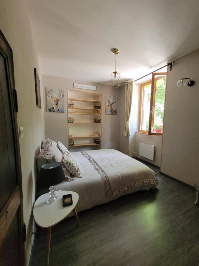 セル La Reyniere Bed & Breakfast エクステリア 写真